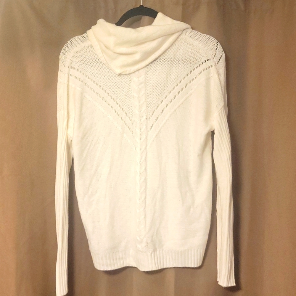 Lightweight Asymmetrical Cowl Neck